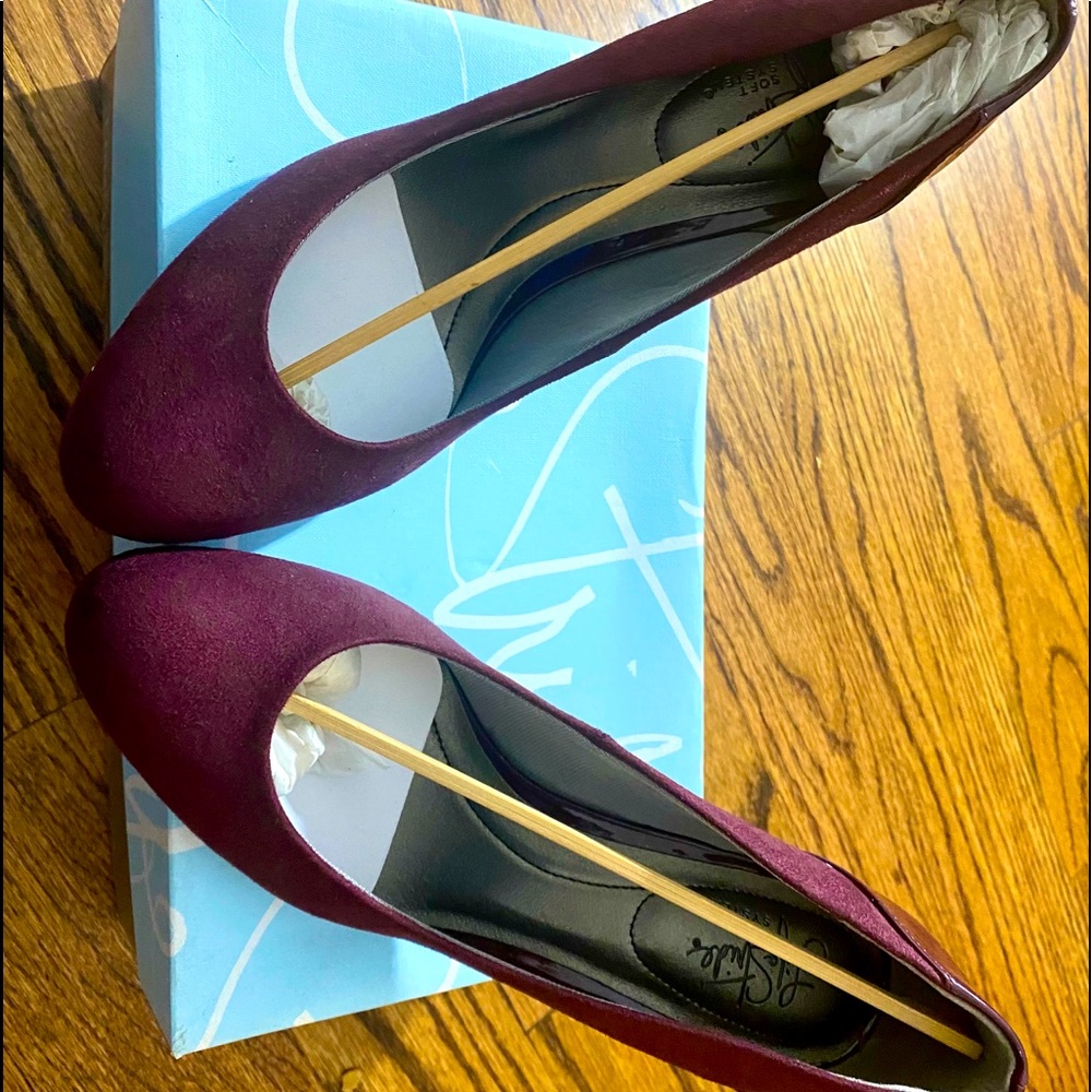 LifeStride Women's Lively Dress Pump Dark red 9.5M